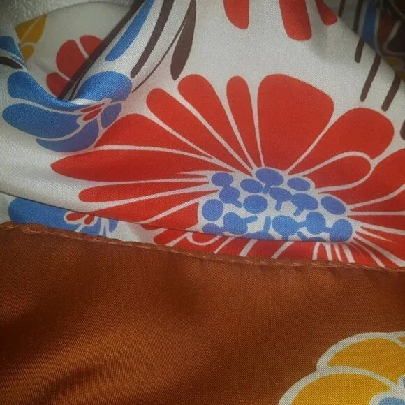 VTG WISTEL T Made in ITALY texturized polyester SQUARE scarf Big FLOWERS FLORAL - Picture 6 of 9